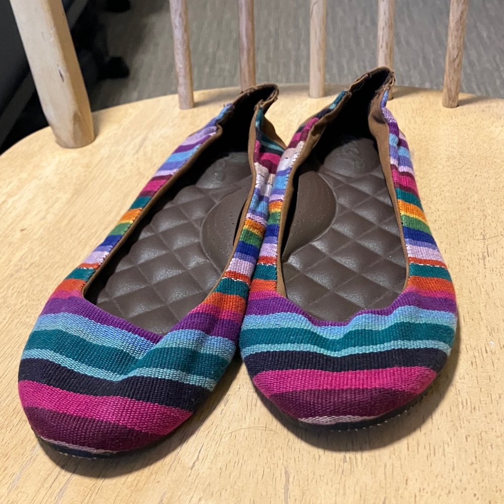 Reef Colorful Striped Women's Flats
